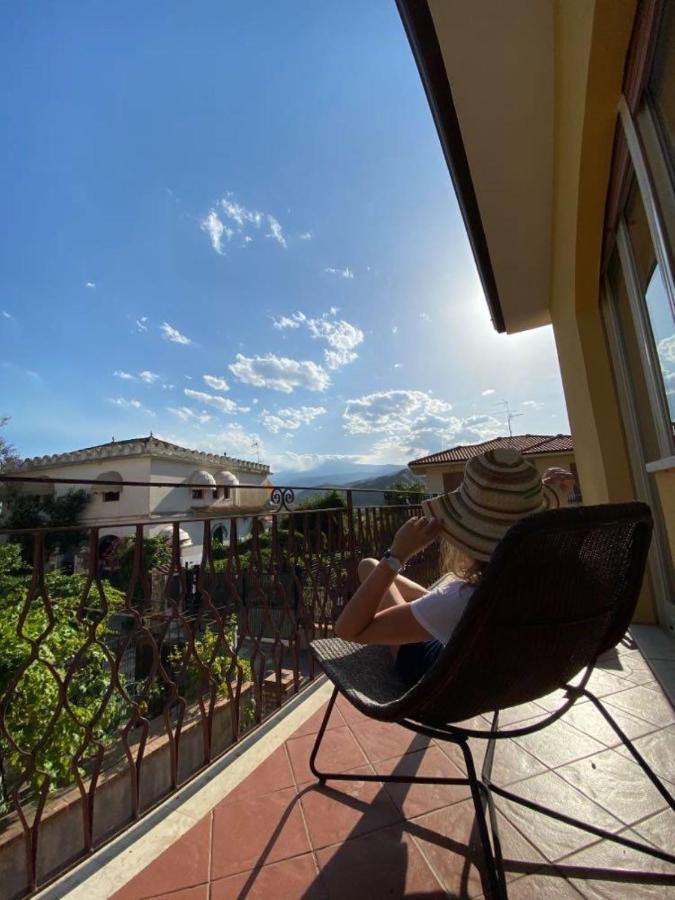Appartamento Villa Circe Taormina Exterior photo